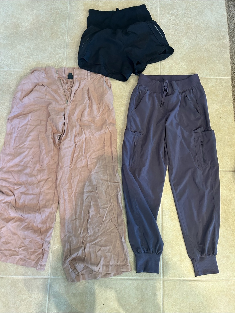 Size XS Women’s bottoms
